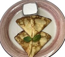 Блины со сметаной