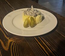 Бефстроганов из говядины с картофельным пюре