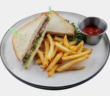 Клаб сэндвич с пастрами