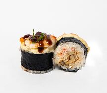 Запеченный ролл с креветкой и сыром