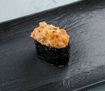 Запеченные суши с лососем