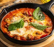 Запеченные митболы с сыром