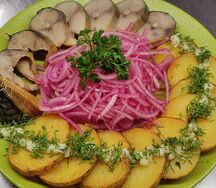 Скумбрия с картофелем