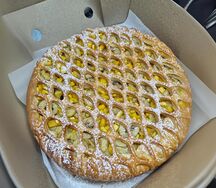 Пирог с манго и бананом