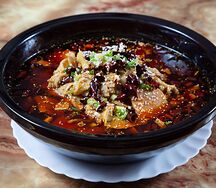 Ассорти разных видов мяса по-сычуаньски