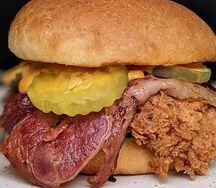 Chicken & Macon Burger