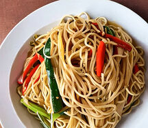 Chilly garlic noodles
