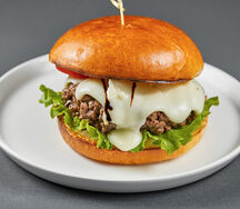 Mega cheese burger