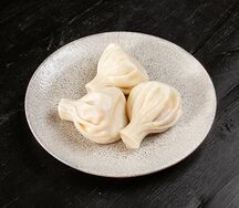 Хинкали с сыром и томатами
