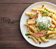 Smoked salmon pasta
