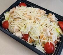 Салат Цезарь с курицей