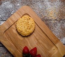 Коржик с арахисом