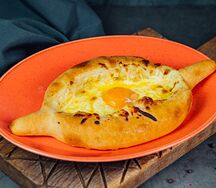 Хачапури по-аджарски