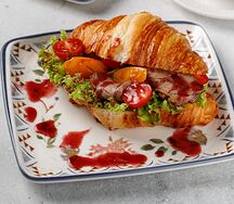 Круассан с уткой