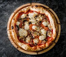 Пицца Капричоза 