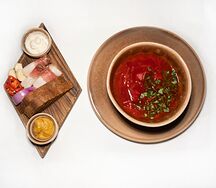 Борщ с салом