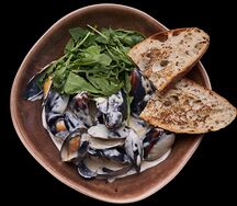 Мидии в сливочном соусе