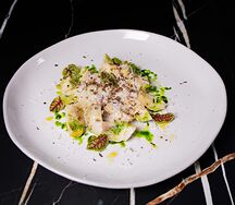 Артишоки, грана падано и трюфель