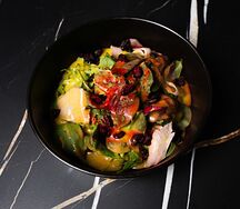 Утка с соусом манго-маракуйя