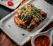 Куриные крылья со сладким перцем