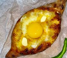 Хачапури по-аджарски
