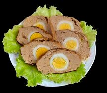 Говяжий рулет с яйцом