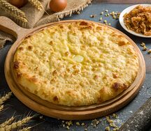 Осетинский пирог с капустой и орехами