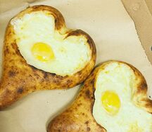 Хачапури по-аджарски сердечки