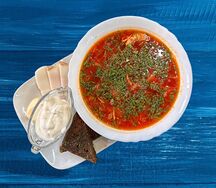 Борщ с говядиной и с салом