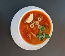 Солянка сборная мясная
