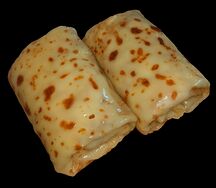 Блины с бананом и шоколадной пастой