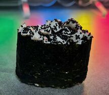 Гункан с кальмаром и масагой