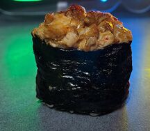 Запеченный гункан с курицей