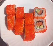 Калифорния с лососем
