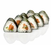 Ролл Сяке Ояко