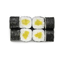 Ролл Маки с такуаном