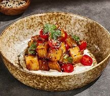 Хрустящие баклажаны с домашним сыром, мятой и базиликом