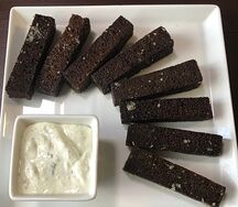 Гренки с чесноком и базиликом