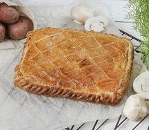 Пирог с картофелем и грибами большой