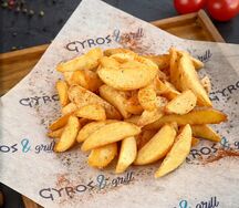 Картофель по-деревенски дольками с соусом