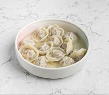 Пельмени с куриным бульоном