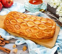 Штрудель с яблоками и изюмом