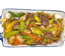 Жареная говядина с луком