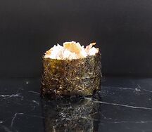 Гункан с креветкой
