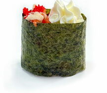 Гункан с лососем