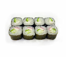 Маки с крабовой палочкой и огурцом