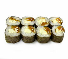 Маки с омлетом