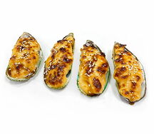 Запеченные большие мидии