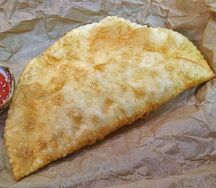 Чебурек с сыром и грибами
