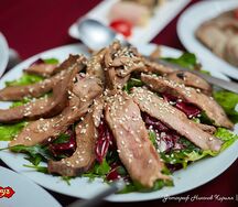 Салат с утиной грудкой